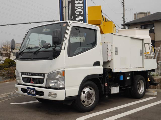 高所作業車 4WD Bカメラ 上物 AICHI 作業高さ8m(1枚目)