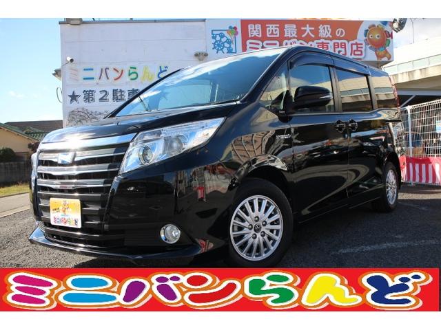 ハイブリッドG バックモニタ 横滑り防止装置 LEDヘッド クルコン ナビ 盗難防止システム ETC メモリーナビ 3列シート DVD スマートキー CD キーフリー ABS リアエアコン 両側PSD エアバッグ(1枚目)