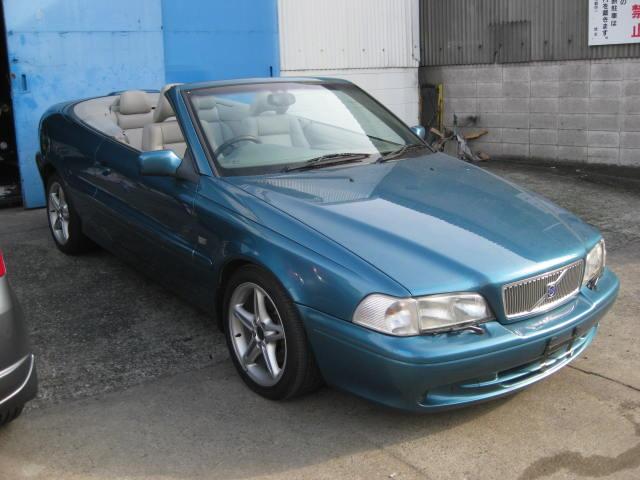 ボルボ c70カブリオレ 電動オープン 革シート パワーシート シートヒーター etc キーレスの中古車 車体価格52 8万円 02 平成14 年式 走行5 2万キロ 車体色ブルーm 大阪府羽曳野市野328 5 アリード 水口自動車の在庫 グーネット中古車 ボルボ c70カブリオレ 電動オープン 革シート パワーシート シートヒーター etc キーレスの中古車 車体価格52 8万円 02 平成14 年式 走行5 2万キロ 車体色ブルーm 大阪府羽曳野市野328 5 アリード 水口自動車の在庫 グーネット中古車