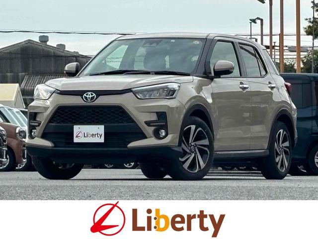 車両周辺をカメラ映像で確認できる機能！全周囲カメラ！ アイドリングストップ　電動格納ミラー　シートヒーター　ＣＶＴ　ＵＳＢ