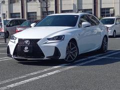 IS IS200t Fスポーツ ☆サンルーフ☆純正ナビ☆TV☆ETC2.0☆バックカメラ☆純正18AW☆LEDヘッドライト☆衝突軽減ブレーキ☆横滑り防止装置☆アダプティブクルーズコントロール☆レーンキープアシスト 中古車画像