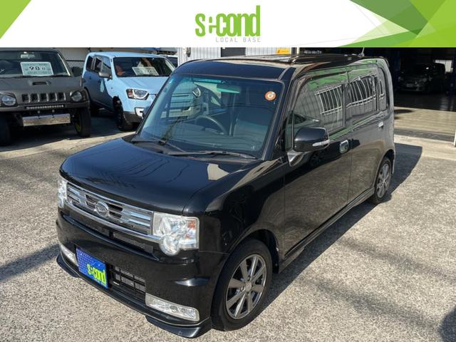 充実の装備の４ＷＤカスタムが入庫しました！ 当店にて修復していますので、お気軽に修理内容をご質問下さい！