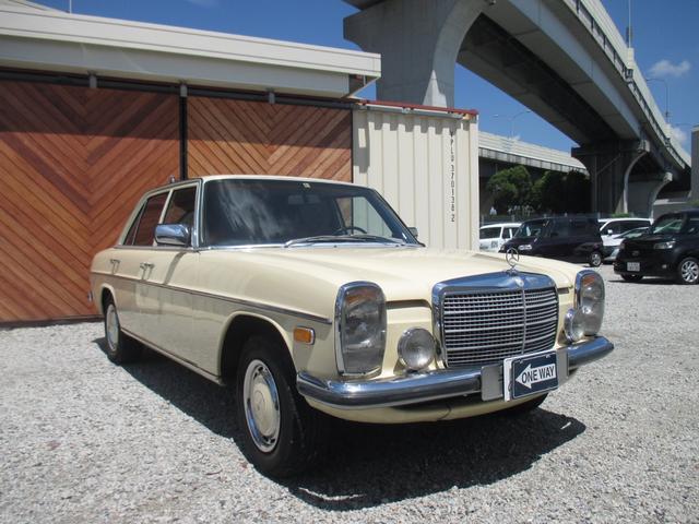 ミディアムクラス メルセデス ベンツ ミディアムクラス ｗ１１４ ２８０ １９７６の中古車詳細 中古車検索ならkurutown クルタウン