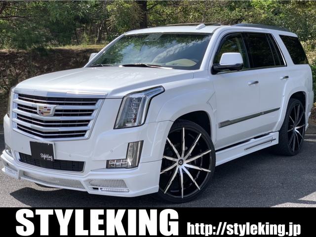 キャデラック キャデラックエスカレード プラチナム 全国登録納車可能 ディーラー車 ネクストネーションフルエアロ マフラーの中古車 グーネット中古車