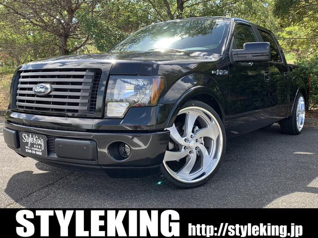 フォード Ｆ－１５０ 　新車並行　ＦＸ２　５．０Ｌ　Ｖ８　２ＷＤ　スーパークルーキャブ　革シート　サンルーフ　新品Ｕ．Ｓ．ＭＡＧＳ２４インチ　ローダウン　ＨＤＤナビ　フルセグＴＶ　Ｂカメラ　Ｓカメラ　Ｄカメラ　セキュリティ