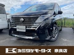 日産　セレナ　ｅ−パワー　ハイウェイスターＶ　登録済み未使用車　全周囲カメラ