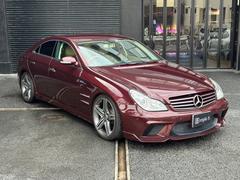 メルセデス・ベンツ　ＣＬＳクラス　ＣＬＳ３５０　Ｆ　ＷＡＬＤブラックバイソンエアロ　フェンダー