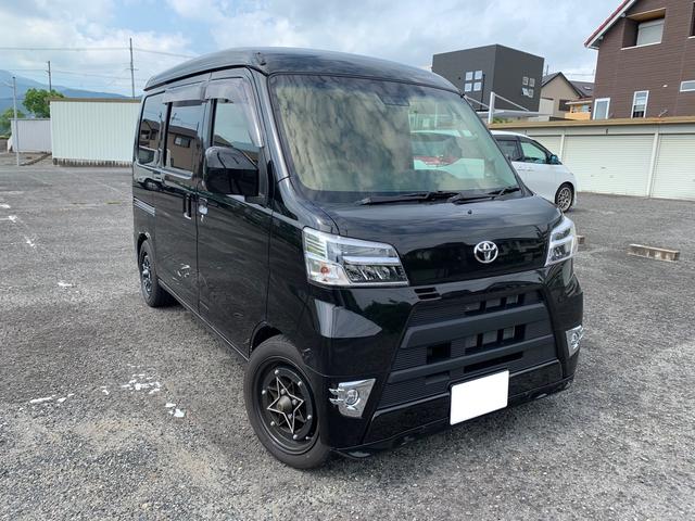 toyota pixis van