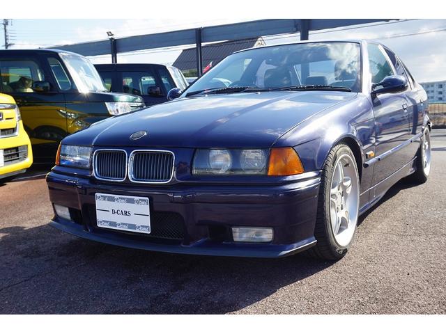 ＢＭＷ ３シリーズ ３２３ｉ　３２３ｉ（５名）ＥＴＣ　サンルーフ　Aftermarketマフラー