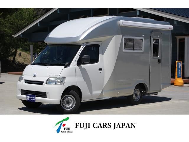 トヨタ セキソーボディ　トム２３　６名乗車　シンク　冷蔵庫　ＦＦヒーター　ソーラーパネル　サブバッテリー　１０００Ｗインバーター　マックスファン　サイドオーニング　テーブル　マルチルーム　１００Ｖコンセント　エントランスステップ