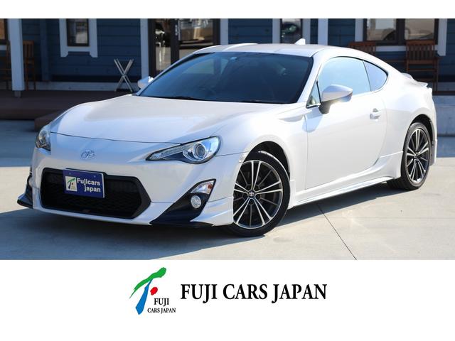 ８６(トヨタ) ＧＴ　ＴＲＤエアロ　ＴＲＤ４本出しマフラー　純正ＳＤナビ　地デジ　バックモニター　純正１７ＡＷ 中古車画像