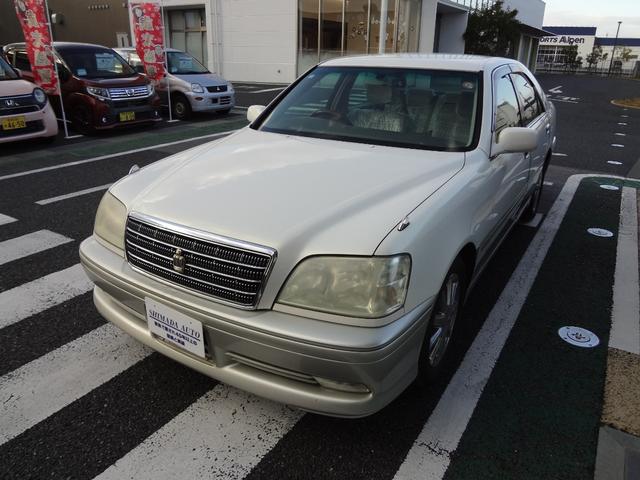 クラウン(トヨタ) ロイヤルサルーン　プレミアム　ナビ　フルセグＴＶ　ＥＴＣ　前後ドライブレコーダー　パワーシート　クルーズコントロール　ＨＩＤ　アルミ　キーレス 中古車画像