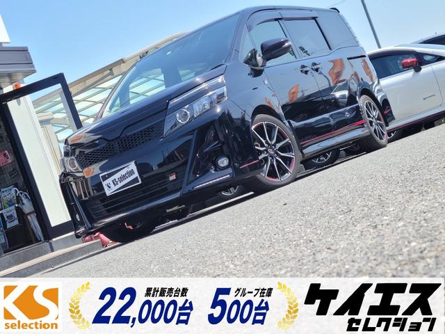 トヨタ ヴォクシー ＺＳ　ＧＲスポーツ　両側電動スライドドア　フリップダウンモニター