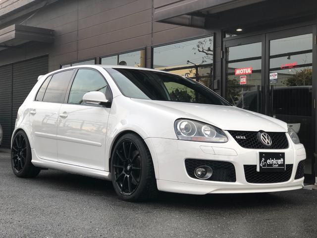 ゴルフ(フォルクスワーゲン) ＧＴＩ　ユーザー買取車・アラゴスタ車高調・ＡＷＥ　ＴＵＮＩＮＧマフラー・・カーボンラムエア・ＣＯＸタ 中古車画像