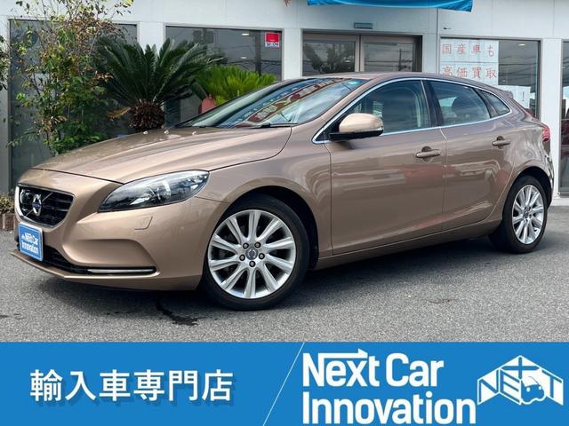 Ｖ４０(ボルボ) Ｔ４　ＳＥ　レザーＰＫＧ　セーフティーＰＫＧ　クルコン　衝突軽減ブレーキ　シートヒーター　バックカメラ　パワーシート　ＨＩＤヘットライト　茶革シート　ＥＴＣ　コーナーセンサー　アイドリングストップ 中古車画像