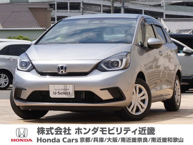 ｅ：ＨＥＶホーム　ワンオーナー　８インチナビ　バックカメラ　障害物センサー　ＥＴＣ　ＤＶＤ　Ｂｌｕｅｔｏｏｔｈ　ＣＤ　ＵＳＢ入力端子　ＬＥＤヘッドライト　横滑り防止装置　衝突被害軽減ブレーキ　アイドリングストップ