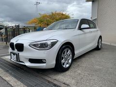 ＢＭＷ　１シリーズ　１１６ｉ　ツインターボ　マニュアルモード付き　メーカー純正ナビ