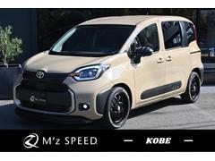 トヨタ　シエンタ　ハイブリッドＺ　ＺＥＵＳ新車カスタムコンプリートカー　エアロ２点　１７インチＡＷ