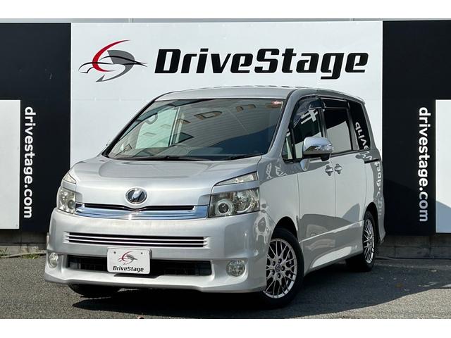 トヨタ ヴォクシー ＺＳ　／禁煙車／ＨＤＤ／ＤＶＤ再生可／音楽録音／地デジ／フリップダウンモニター／電動スライドドア／Ｂカメラ／スマートキー／ベンチシート／オートエアコン／電格ミラー／フルフラット／シートカバー／８人乗り