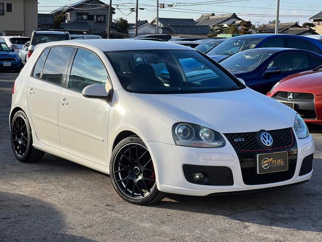 ゴルフ(フォルクスワーゲン) ＧＴＩ　ＥＴＣ　ナビ　ＴＶ　１８インチアルミ 中古車画像