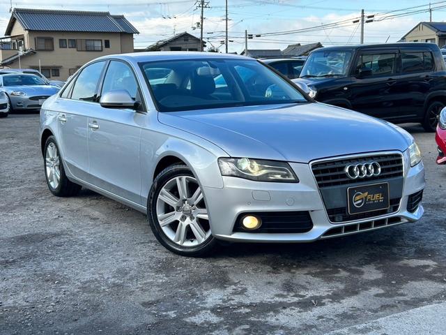 Ａ４(アウディ) １．８ＴＦＳＩ　ワンオーナー　ＥＴＣ　ナビ　ＴＶ　バックカメラ 中古車画像