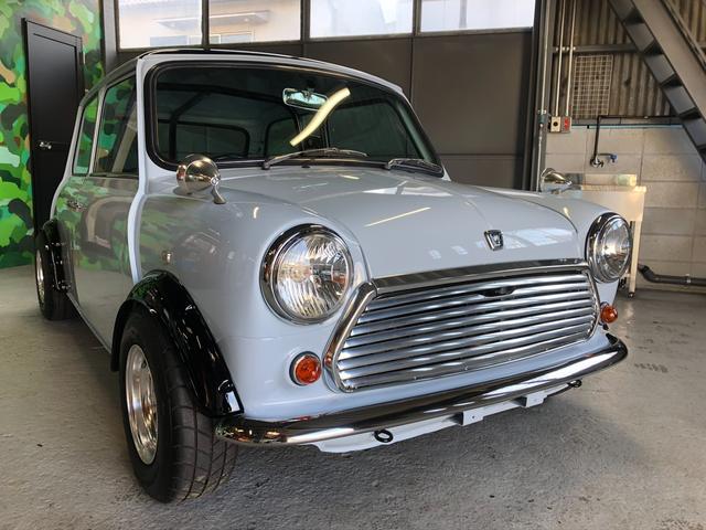 ｍｉｎｉ ローバー メイフェア ミニ１０００ キャブ スピードウェルブルー全塗装 ロールバー ローバックバケット １０インチスピードスター ハイローキット センターキー ｍｋ２コラムキット 大阪府 メイフェア ミニ１０００ キャブ スピードウェルブルー全塗装
