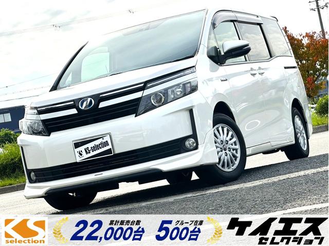 TOYOTA VOXY HYBRID V