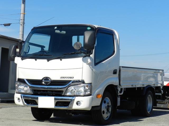 日野 デュトロ その他 積載２ ９５ｔ １０尺 平ボディー スマートキー メッキパーツ 荷台ステンレス張 左電動格納ミラー ｅｔｃの中古車在庫詳細 ｍｏｔｏｒ ｃｏｍｐａｎｙ 中古車在庫 中古車販売情報を探すなら くるまのニュース 中古車検索
