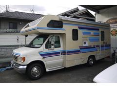 フォード　Ｅ−３５０　　ＷＩＮＮＥＢＡＧＯ　キャンピングカー