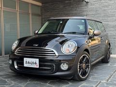ＭＩＮＩ　ＭＩＮＩ　クーパー　クラブマン　ボンドストリート特別仕様車　ブラックレザーシート