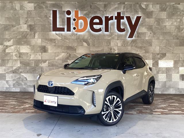 車両周辺をカメラ映像で確認できる機能！全周囲カメラ！ オートライト　ＬＥＤヘッドランプ　電動リアゲート　アルミホイール　ＣＶＴ