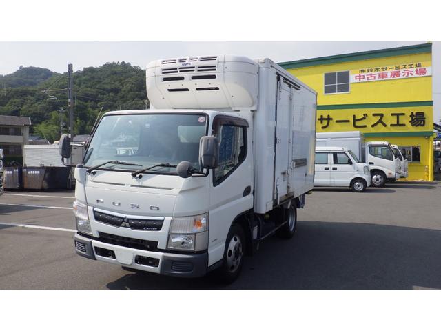 キャンター 全低床　積載２ｔ　東プレ冷蔵冷凍車　－３０℃設定　スタンバイ付　２室仕様　左スライドドア　ラッシング　バックカメラ　車両総重量　４，８９５Ｋｇ　荷台内寸　長さ：３０５ｃｍ　幅：１６７ｃｍ　高さ：１７６ｃｍ（1枚目）