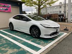 プリウス Z 全周囲カメラ デジタルインナーミラー パノラマルーフ パワーバックドア シートヒーター ブラインドスポットモニター ETC2.0 ステアリングヒーター レーダークルーズ ディスプレイオーディオ 中古車画像