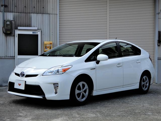 プリウス2 新車並行 CURTヒッチ 新品タイヤ(1枚目)