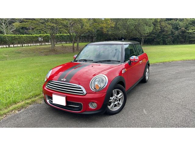 ＭＩＮＩ ＭＩＮＩ クーパー　ワンオーナー　プッシュスタート　オートエアコン