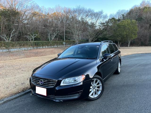 Ｖ７０(ボルボ) Ｔ４　ＳＥ　パドルシフト　衝突軽減ブレーキ　黒革シート　パワーシート　シートヒータ 中古車画像