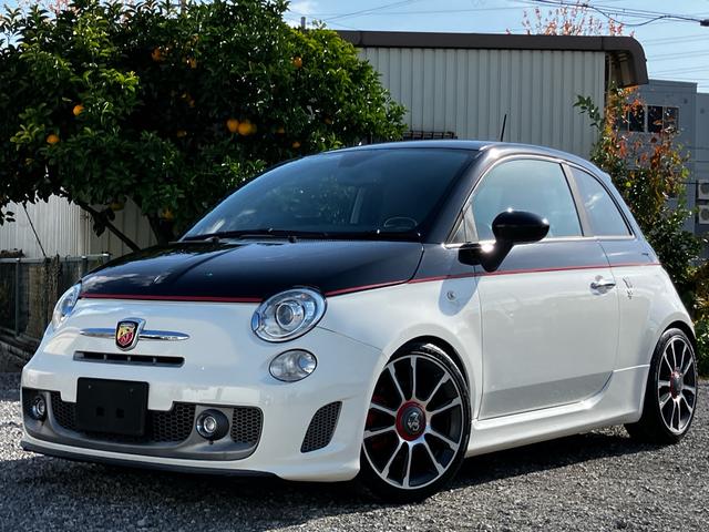 アバルト５９５(フィアット) ツーリズモ　エッセエッセキット　レコードモンツァマフラー　ローダウン　茶本革シート　ツートンカラー　ＨＩＤ　アルミホイール　Aftermarketナビ　フルセグ　Ｂｌｕｅｔｏｏｔｈ　キーレス 中古車画像