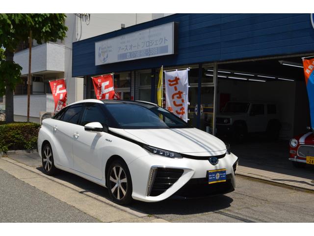 ＭＩＲＡＩ ベースグレード　純正ＳＤナビ　フルセグテレビ　バックカメラ　ドライブレコーダー　ＥＴＣ　　禁煙車　クルコン　レーンアシスト　シートヒーター　パワーシート　ＬＥＤライトブラインドスポットモニター（1枚目）