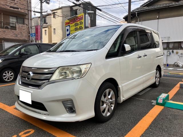 セレナ入荷しました!お買い得価格で販売中!! ローン可能・ETC・キーレス・TV