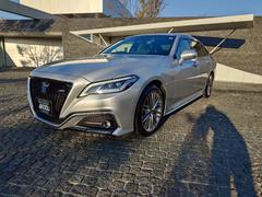 クラウンハイブリッド RS 純正ナビ・ハーフレザーパワーシート・シートヒーター・LEDライト&フォグ・オートハイビーム・BSM・トヨタセーフティセンス・クリアランスソナー・ハンドルヒーター・ビルトインETC・18AW・後期モデル 中古車画像