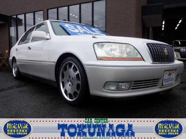 ３．０Ａタイプ　ナビ　ＣＤ＆カセットＡＭ／ＦＭラジオ付き　運転席助手席パワーシート　クルーズコントロール　本革巻きステアリング　電動格納ミラー　キーレス　キセノン　アルミホイール　オートエアコン　プライバシーガラス