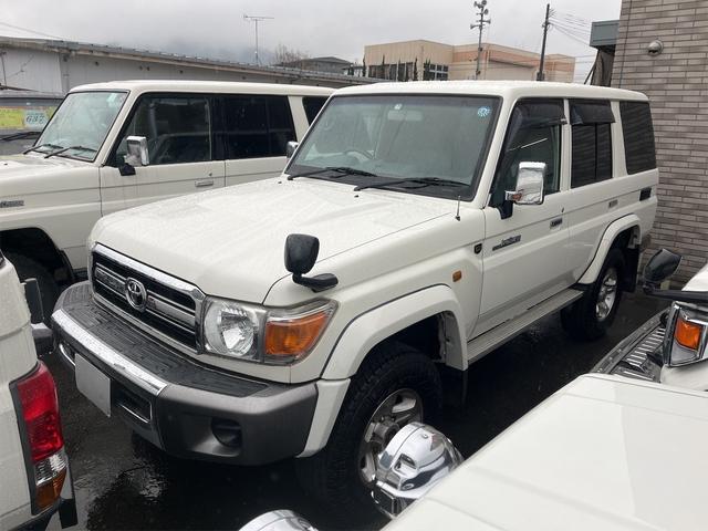 【半額】 トヨタ 5速 ワンオーナー 4WD ランドクルーザー70 帽子
