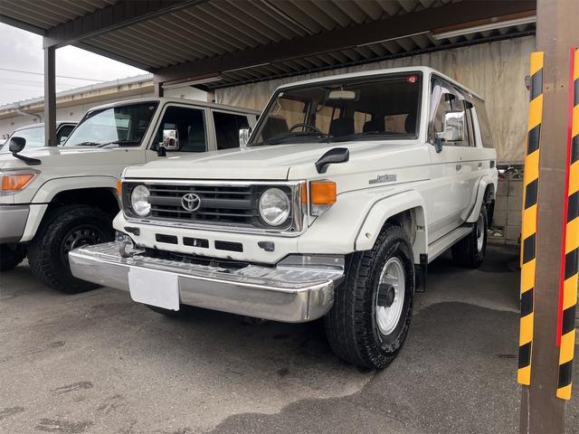 TOYOTA LAND CRUISER 70 ZX | 1998 | WHITE | 203463 km TOYOTA LAND CRUISER 70 ZX | 1998 | WHITE | 203463 km