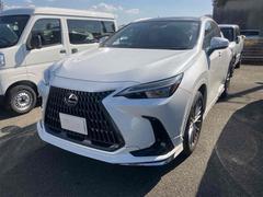 NX NX350h バージョンL 全周囲カメラ・クリアランスソナー・オートクルーズコントロール・レーンアシスト・パワーシート・パークアシスト・衝突被害軽減システム・エアロ・サンルーフ・ナビ・TV・オートマチックハイビーム・オートライト 中古車画像
