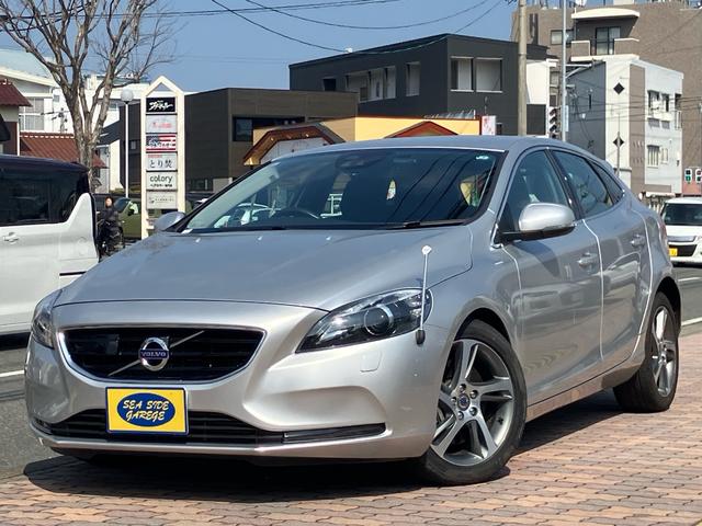 Ｖ４０(ボルボ) Ｄ４　ディーゼルターボ　バックカメラ　ＥＴＣ　ＨＤＤナビ　ブレーキサポート　スマートキー 中古車画像
