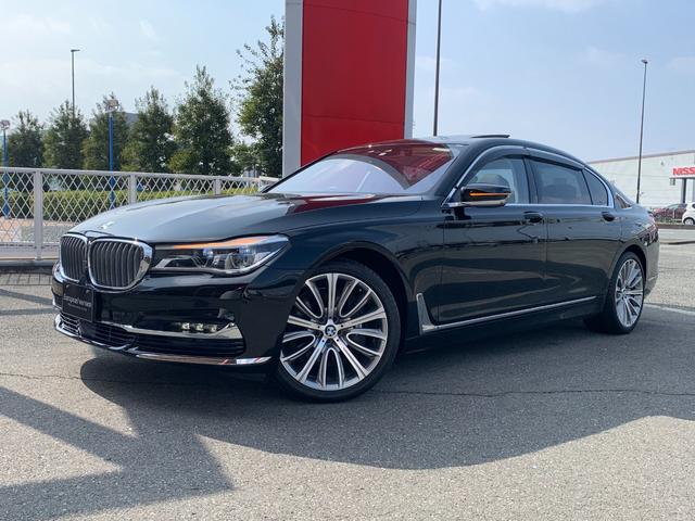 ｂｍｗ ７シリーズ７５０ｌｉ ディーラー車 ワンオーナー 白革マッサージシート 全席シートヒーター ベンチレーション ツインサンルーフ 純正ナビｔｖ３６０ カメラ リアエンターテイメント エアサス ソフトクローズドア 純正２０ａｗの中古車 車体価格498万円 16 平成