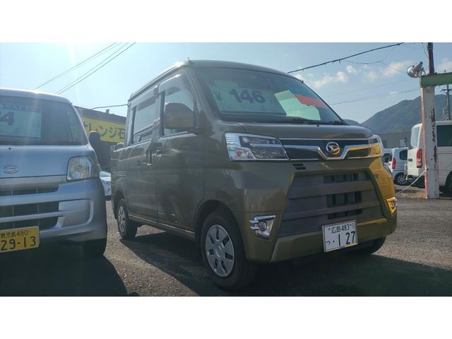 デッキバンＧ　ＳＡＩＩＩ　ナビ　フルセグＴＶ　Ｂｌｕｅｔｏｏｔｈ　ＣＤ／ＤＶＤ再生　バックカメラ　ドライブレコーダー　両側スライドドア　衝突安全ボディ　電動格納ミラー　運転席／助手席エアバッグ　エアコン　パワーウインドウ