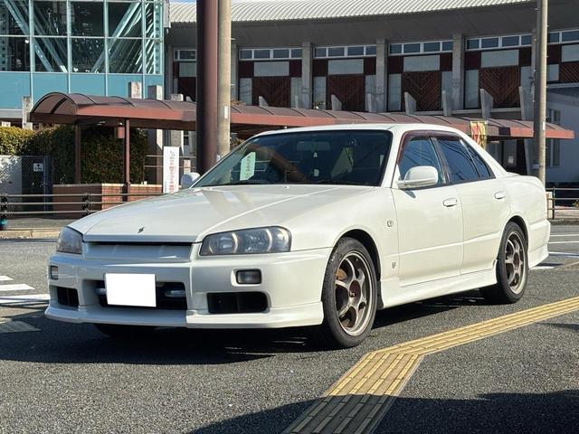 スカイライン(日産) ２５ＧＴ−Ｘ　ｔａｎａｂｅDampers　　Ｂｌａｃｋ　Ｒａｃｉｎｇアルミ　ＥＴＣ　メモリーナビ　フルセグ　Aftermarketマフラー 中古車画像