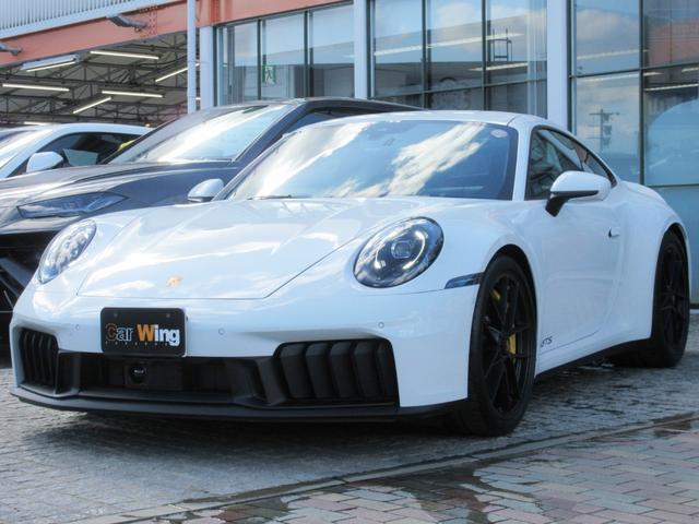 PORSCHE 911 911 CARRERA 4 GTS