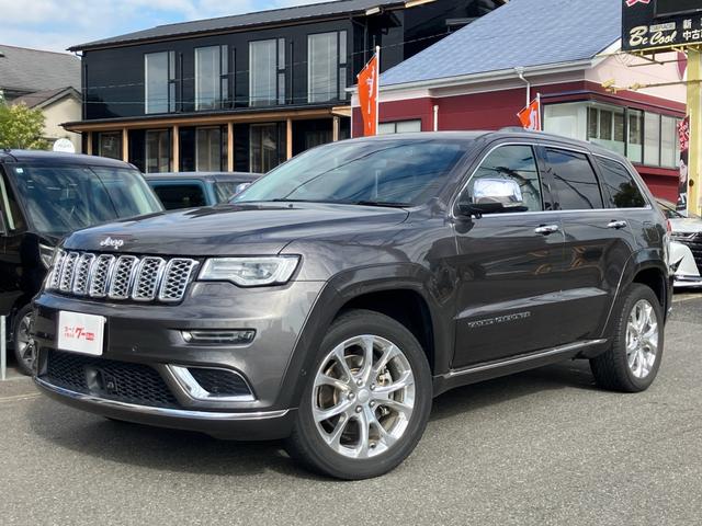 ジープ・グランドチェロキー(ジープ) サミット　４ＷＤ　サンルーフ　ナビテレビ　バックカメラ　ＥＴＣ　ドライブレコーダー　ブラックレザーシート　パワーバックドア　スマートキー　プッシュスタート 中古車画像